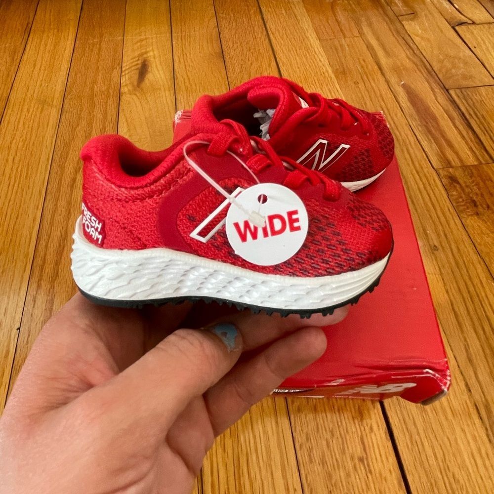New balance sneakers new in box size infant 2 wide